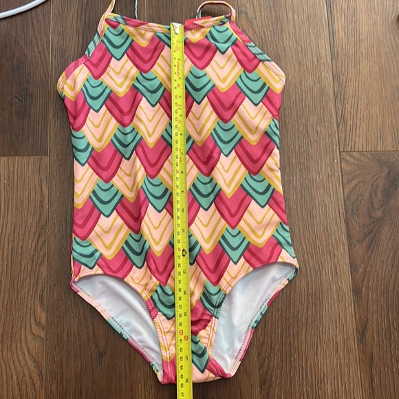 NWT one piece red yellow & green swim suit 2XL lined Adjustable bathing suit - Picture 3 of 7